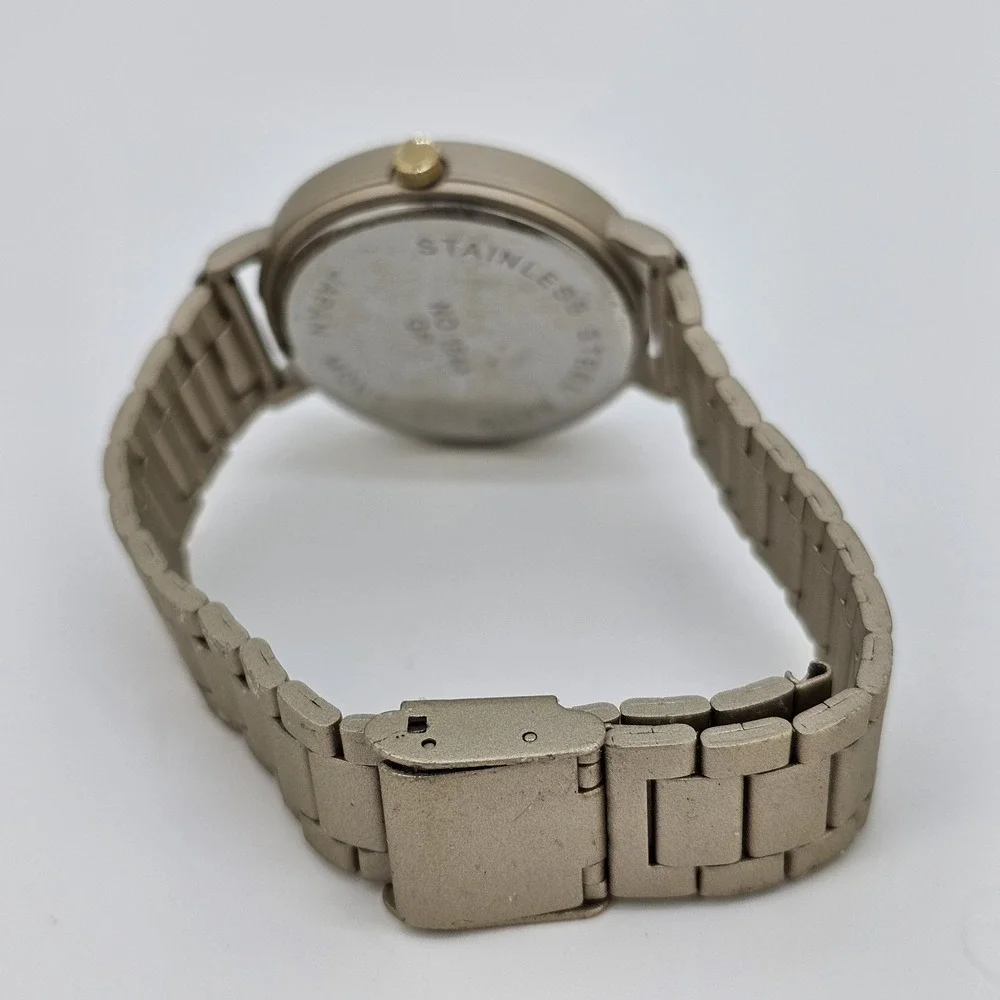 36MM Women's Watch White‎ Dial Champagne Bracelet Band New Battery